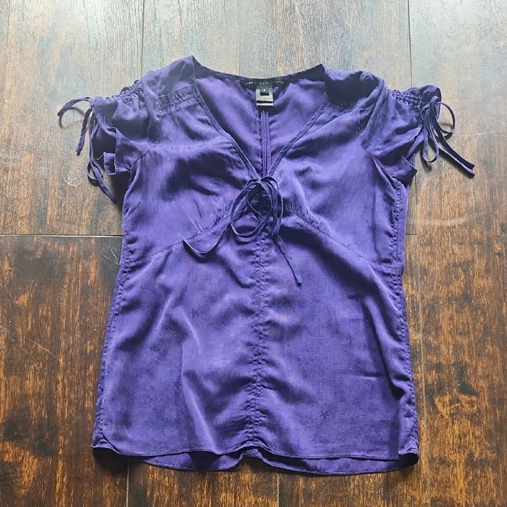 Marc By Marc Jacobs polka dot blouse 2 Royal Purple short sleeve v-neck top XS